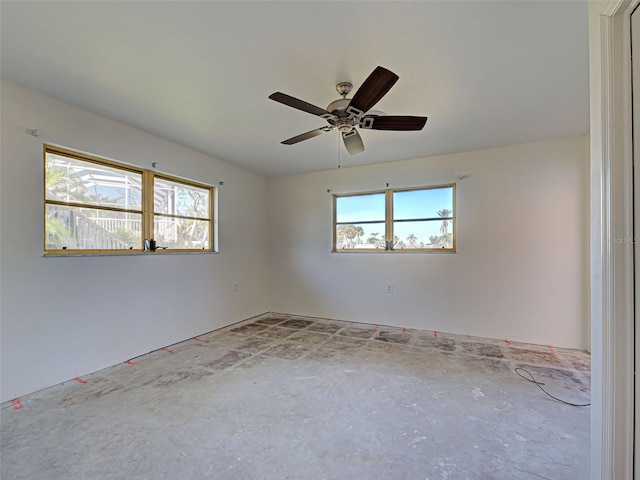 empty room with ceiling fan