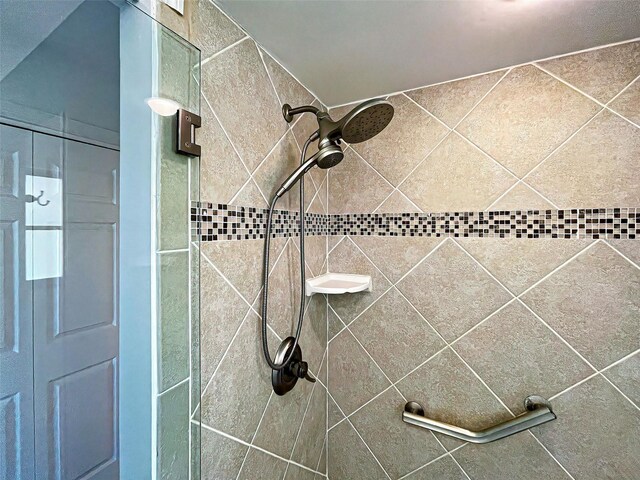 interior details with tiled shower