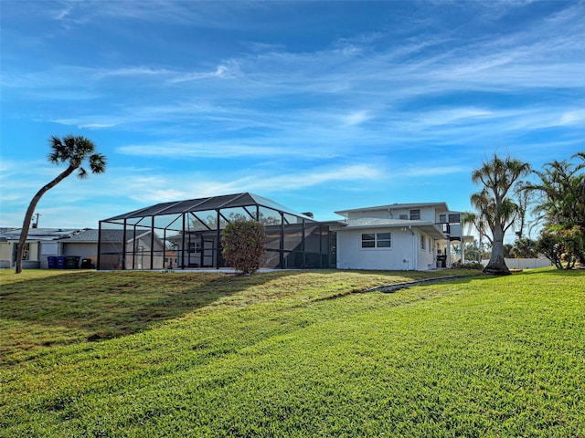 view of yard featuring a lanai