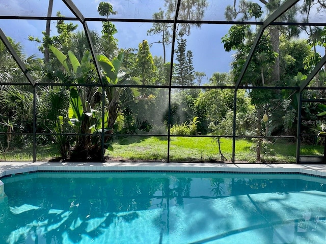 850 Van Gogh Rd, Englewood, FL 34223 - swimming pool with glass enclosure