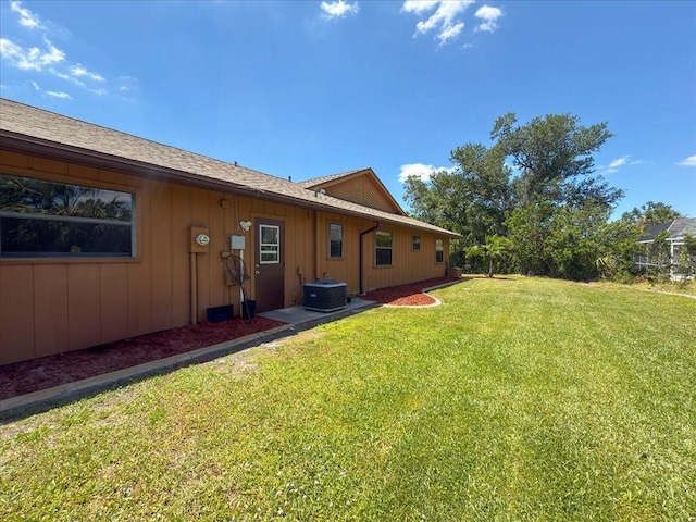 6305 Shalimar St, Port Charlotte, FL 33981 - view of green lawn