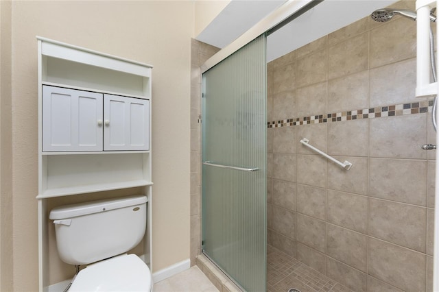 39 Bunker Pl, Rotonda West, FL 33947 - full bath featuring a shower stall and toilet