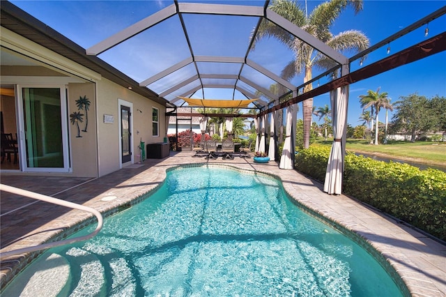 35 Medalist Rd, Rotonda West, FL 33947 - outdoor pool featuring a patio area and a lanai
