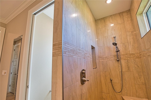 35 Medalist Rd, Rotonda West, FL 33947 - full bathroom with a tile shower and crown molding