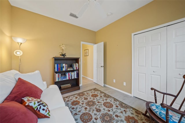 4004 Landor Ct, Venice, FL 34293 - living room with ceiling fan, baseboards, wood finished floors, and visible vents