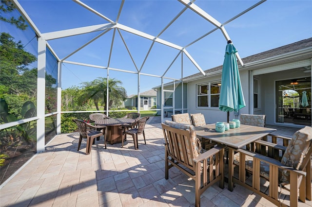 4004 Landor Ct, Venice, FL 34293 - view of patio with a lanai and outdoor dining space