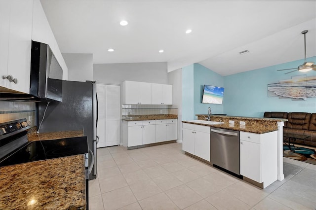 12359 Deepwoods Ave, Port Charlotte, FL 33981 - photo 15