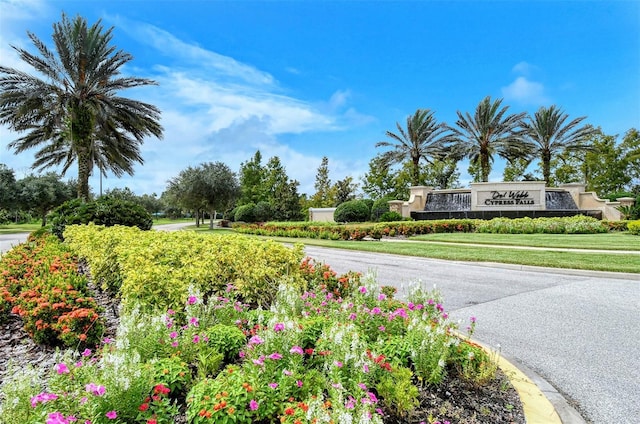 1318 Ballota Ln, North Port, FL 34289