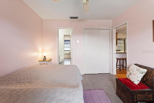 7180 Quarry St, Englewood, FL 34224 - bedroom featuring a closet and a ceiling fan