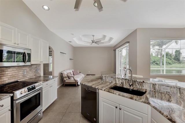29 Tournament Rd, Rotonda West, FL 33947