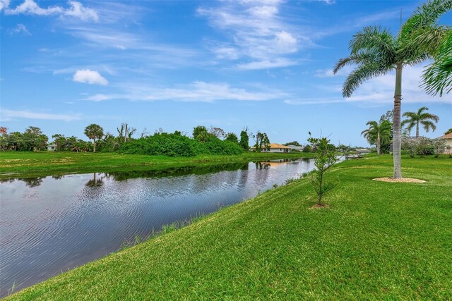 29 Tournament Rd, Rotonda West, FL 33947