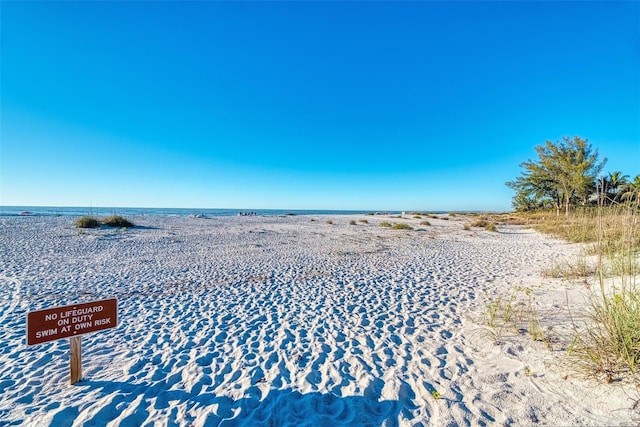 29 Tournament Rd, Rotonda West, FL 33947