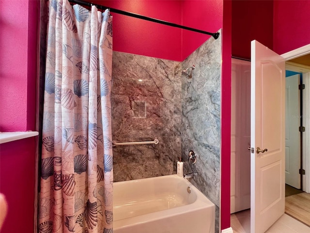 9594 Doubloon Trl, Placida, FL 33946 - bathroom featuring shower / bathtub combination with curtain