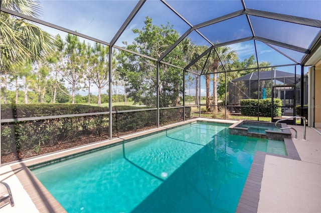 142 Savona Way N, Venice, FL 34275 - view of pool with a pool with connected hot tub