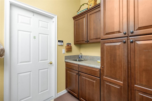 142 Savona Way N, Venice, FL 34275 - washroom featuring a sink