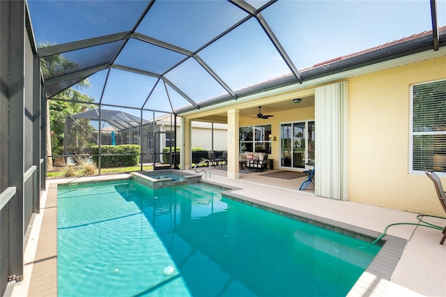 142 Savona Way N, Venice, FL 34275 - view of swimming pool with a patio, a ceiling fan, a pool with connected hot tub, and glass enclosure