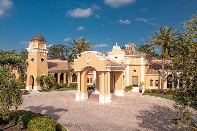 142 Savona Way N, Venice, FL 34275 - view of property featuring curved driveway