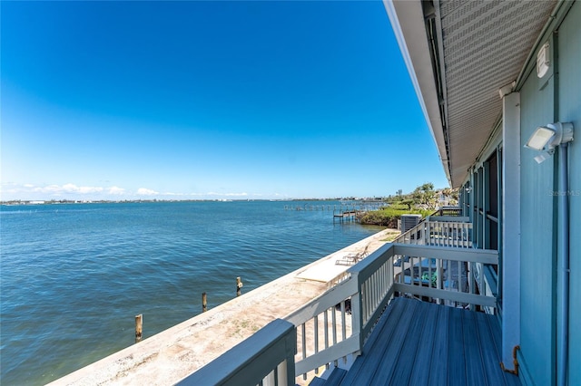 5041 N Beach Road 2A And 2B, Englewood, FL 34223 - balcony featuring a water view