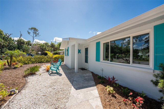 1691 Lakeview Pl, Englewood, FL 34223 - view of yard featuring a patio area