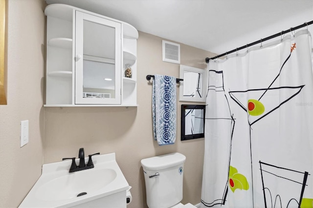 115 Friendship Ln, Englewood, FL 34223 - bathroom featuring toilet, a shower with shower curtain, and vanity