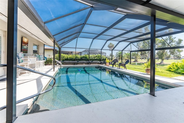 146 Rotonda Cir, Rotonda West, FL 33947 - outdoor pool with a patio area and glass enclosure