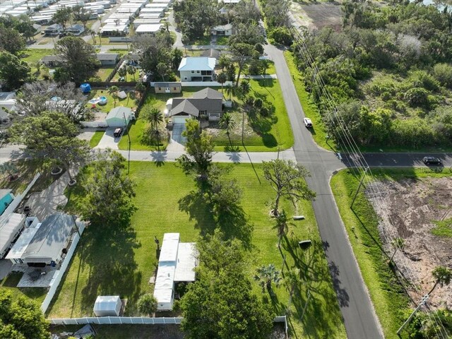 140 Riverview Ave, Englewood, FL 34223