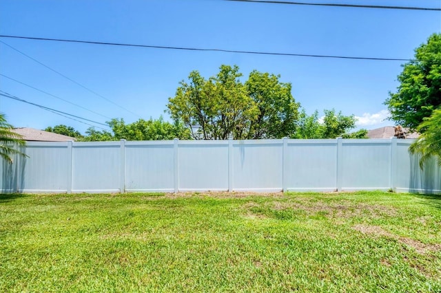 1040 Caples St, Englewood, FL 34223 - view of yard