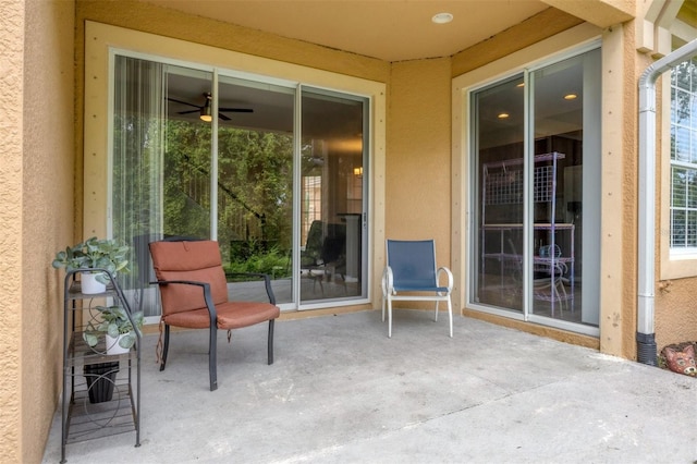 8228 Villa Grande Ct, Sarasota, FL 34243 - view of patio / terrace