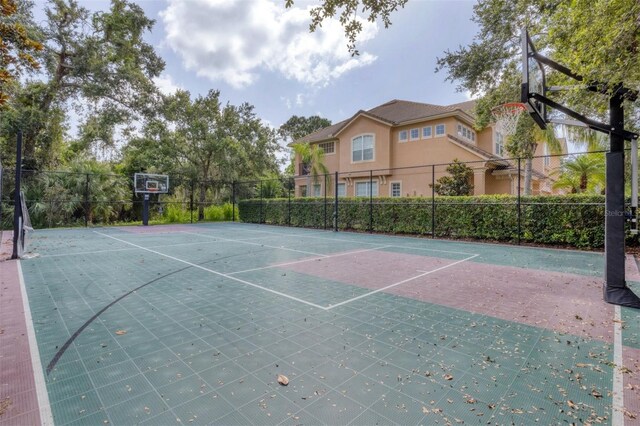 8228 Villa Grande Ct, Sarasota, FL 34243 - view of sport court featuring community basketball court