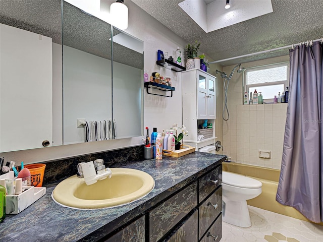 21519 Fairway Ave, Port Charlotte, FL 33952 - full bathroom featuring a textured ceiling, shower / bath combo, vanity, toilet, and tile patterned flooring