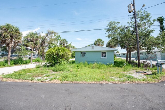 1765 Manor Rd, Englewood, FL 34223 - view of side of property