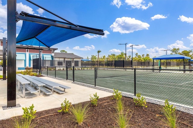 12550 Galapagos Ct Unit 104, Venice, FL 34293 - view of tennis court