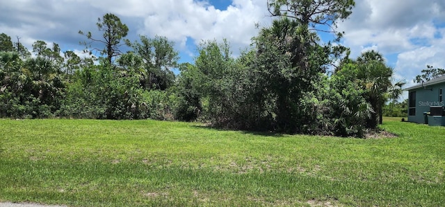 135 Coca Ln, Rotonda West, FL 33947