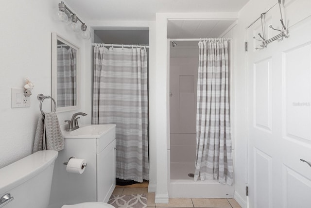 1060 Haste Ln, Englewood, FL 34223 - full bathroom with tile patterned floors, vanity, and a shower with shower curtain