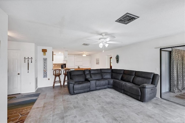 3305 Vivienda Blvd, Bradenton, FL 34207 - photo 14
