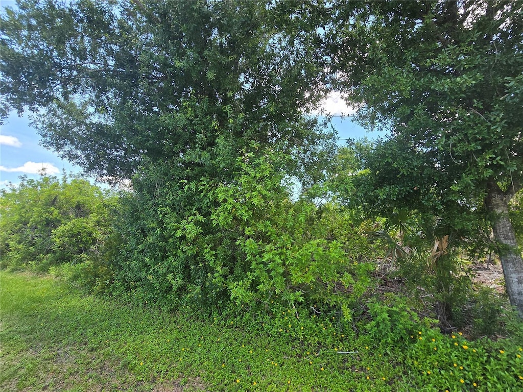 6199 Sturgis St, Englewood, FL 34224