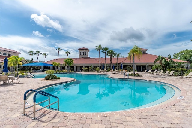 1530 Hyssop Loop, North Port, FL 34289 - community pool with a patio