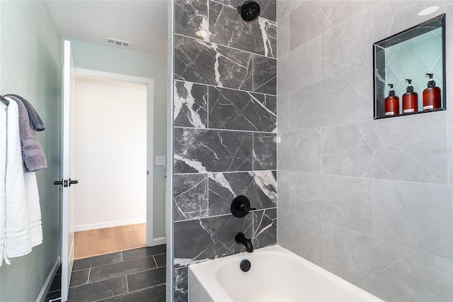 172 Mariner Ln, Rotonda West, FL 33947 - full bath with bathing tub / shower combination