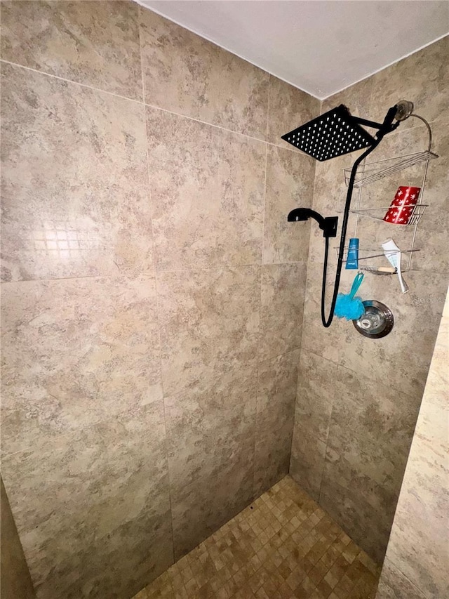 26591 Fairway Dr Unit A & B, Punta Gorda, FL 33982 - full bathroom with tiled shower