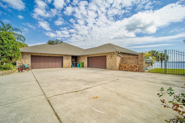 view of front facade with a garage