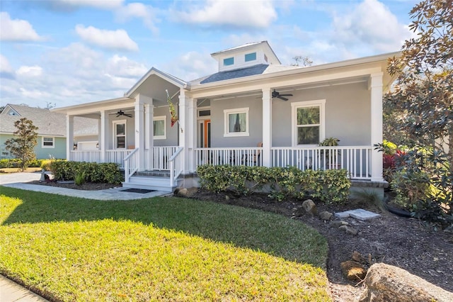 view of front facade featuring a porch, a front yard, and ceiling fan