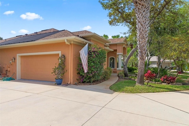 view of front of house featuring a garage