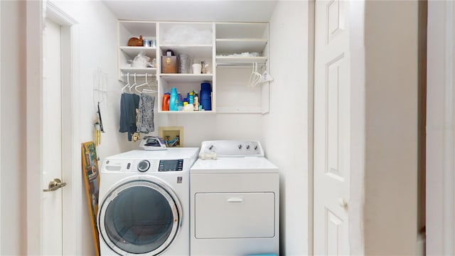 washroom featuring washing machine and dryer and washer hookup