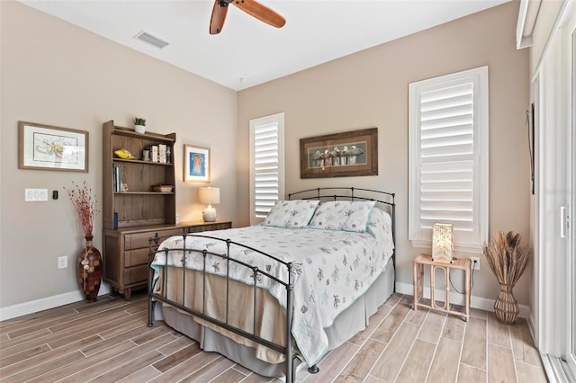 bedroom with ceiling fan