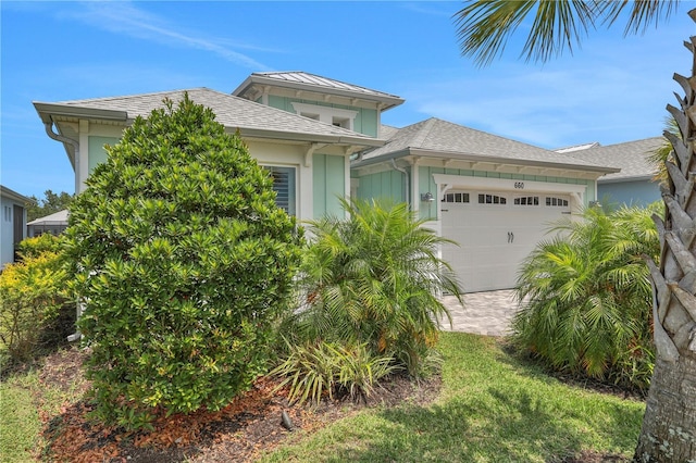 view of front of house featuring a garage