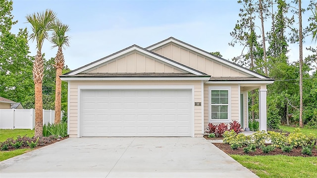 view of front facade with a garage