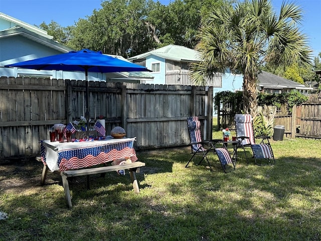 view of yard featuring fence