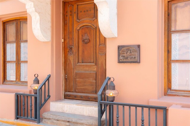 view of doorway to property