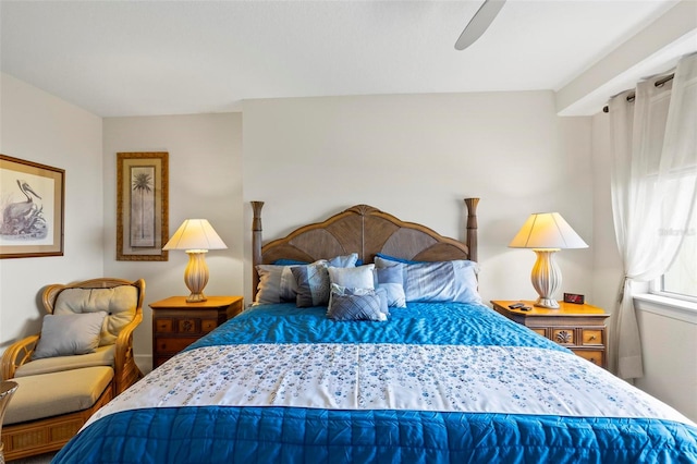 bedroom with ceiling fan