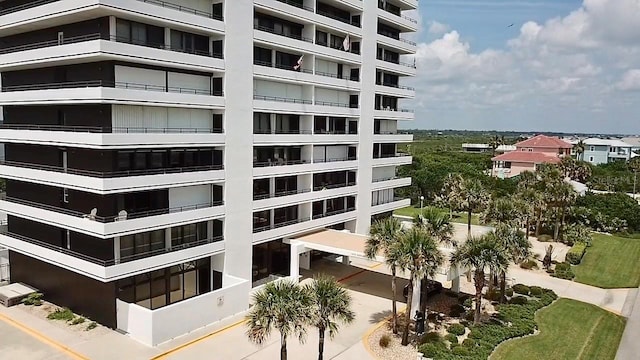 view of building exterior